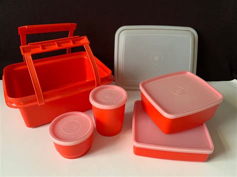 vintage Tupperware lunch box